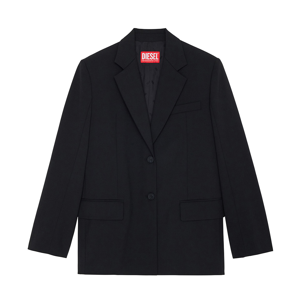 写真：テーラードジャケット