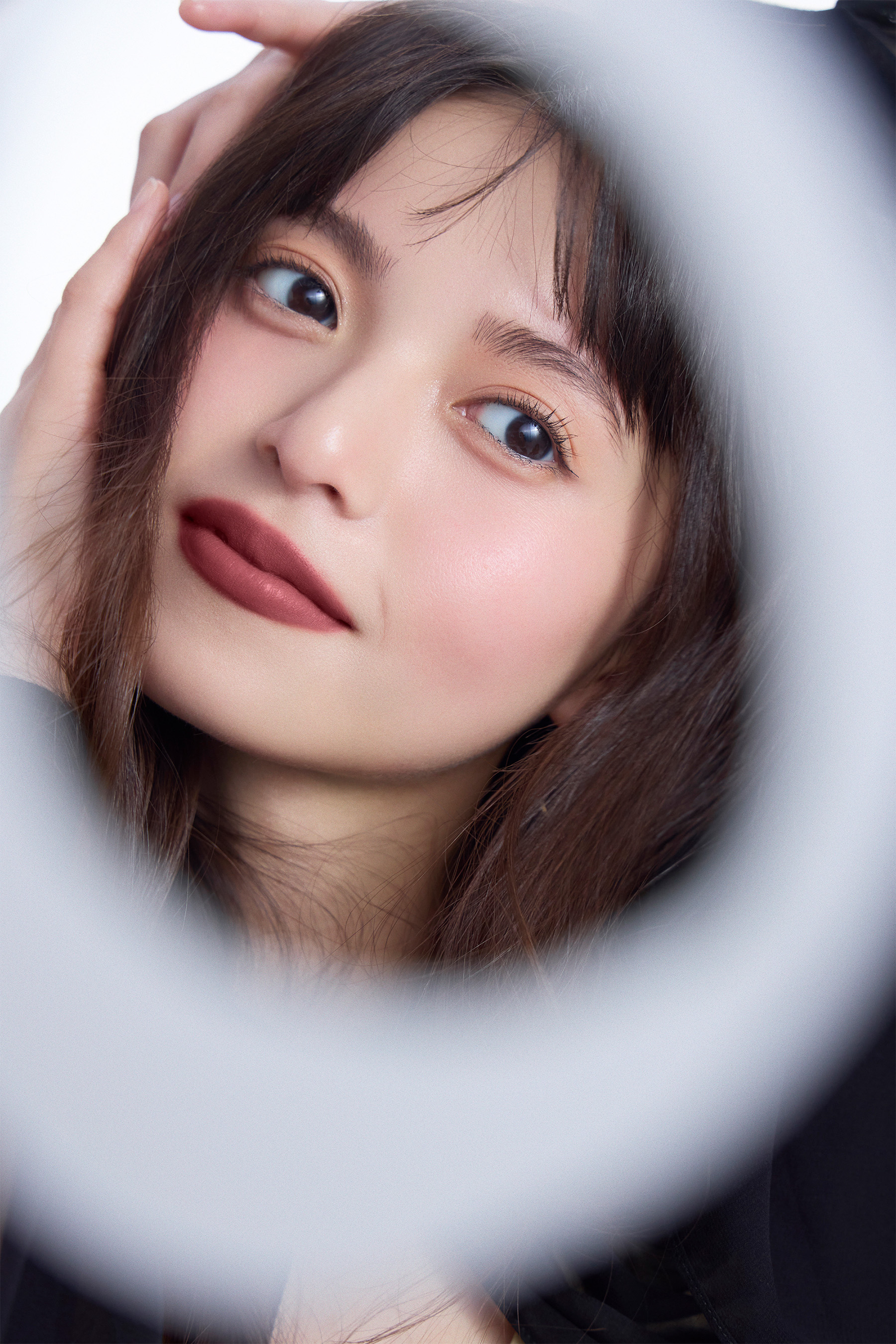 写真: 齋藤飛鳥さんとリップ