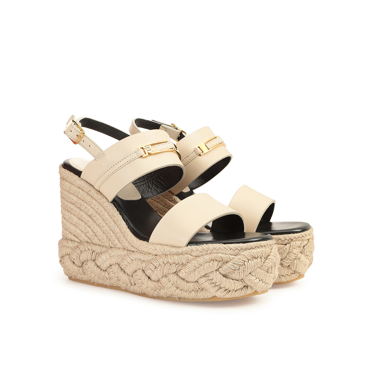 写真：「BITT」プラットフォームサンダル