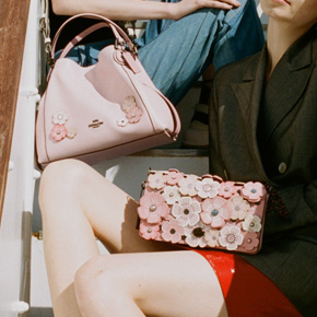 COACH SAKURA CRUISE 桜色のコーチと、新しい季節へ | SPUR